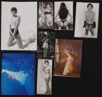 cca 1970 A női fehérneműk csalogató vagy lankasztó hatása, 9 db kép, ebből 8 db finoman erotikus fénykép, 13x7 cm és 18x24 cm közötti méretek / cca 1970 8 erotic photos, 13x7-18x24 cm