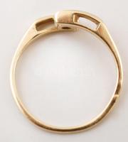 Arany 14K gyűrű cirkón kővel, jelzett, méret:57, bruttó:2 g