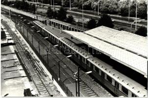 1986 Budapest, Fehér út és Őrs vezér tere - látképek, életképek, közlekedés, stb., Karai Sándor fotó...