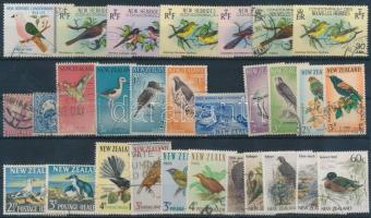 Birds 45 diff stamps + 17 diff sets on 3 stock cards Madár motívum 45 klf önálló érték + 17 klf sor ...