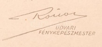 cca 1930 Gyermekfotó Rónay Dénes udvari fényképészmester budapesti műterméből, 23x16 cm, karton 33x2...