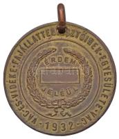 1932. "Vác és Vidéke Fajállattenyésztőinek Egyesülete Vác / Érdem Jeléül" Br emlékérem (50...