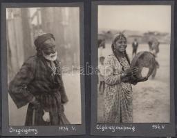 1934 Az öreg cigány és a fiatal szépség, 2 db albumlapra ragasztott fotó, 8x12 cm