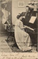 Lady playing the piano