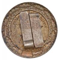 ~1950. "Kiváló Hadtápmunkáért" zománcozott fém jelvény (41mm) T:2-