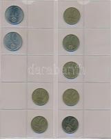 59db vegyes fémpénz, sportérem és zseton, közte magyar, amerikai fémpénzek újszerű albumba rendezve ...