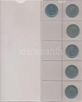 59db vegyes fémpénz, sportérem és zseton, közte magyar, amerikai fémpénzek újszerű albumba rendezve ...