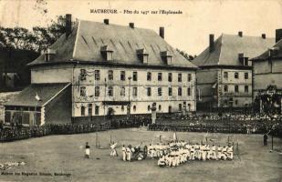 Maubeuge, Fete du 145e sur l'Esplanade / military parade
