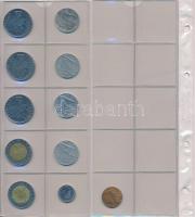 208db vegyes külföldi fémpénz újszerű albumba rendezve, közte német, olasz, osztrák, román fémpénzek...