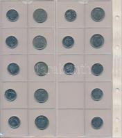 194db vegyes külföldi fémpénz újszerű albumba rendezve, közte angol, belga, ausztrál, csehszlovák pé...