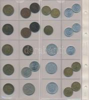 194db vegyes külföldi fémpénz újszerű albumba rendezve, közte angol, belga, ausztrál, csehszlovák pé...