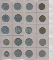 194db vegyes külföldi fémpénz újszerű albumba rendezve, közte angol, belga, ausztrál, csehszlovák pé...