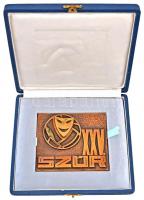 ~1965. "XXV. SZÚR (Színész-Újságíró Rangadó)" Br plakett eredeti tokban (104x91mm) T:1