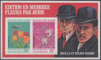 Airplanes and flowers imperforated block Repülők és virágok vágott blokk