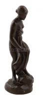 Törölköző női akt, bronz, jelzett (JustA), m:15 cm