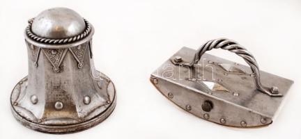 Egyedi készítésű tintatartó és tapper, fém, m:12 cm, 15×9 cm