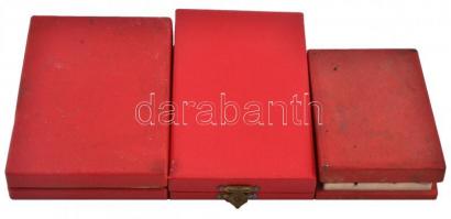 6db-os szocialista jelvény és kitüntetés tétel, benne "Munka Érdemrend" bronz fokozata&quo...