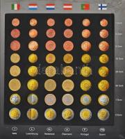 2000-2002. 1c-1EUR (37xklf), hiányos Euro-sorok speciális albumba rendezve T:2
2000-2002. 1 Cent - ...