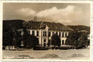 Naszód, Állami iskola / school
