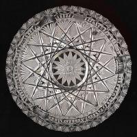 Ólomkristály üveg hamutartó, apró csorbákkal, d: 12 cm