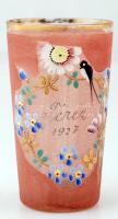 "Teréz 1927" feliratú virágokkal díszített üveg emlékpohár, kopásnyomokkal, m: 11 cm, d: 6,5 cm