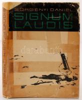 Görgényi Dániel: Signum laudis. Egy katona emlékiratai. Bp., 1968, Zrínyi Katonai Kiadó. Kartonált papírkötésben, erősen ragasztott papír védőborítóval, egyébként jó állapotban.