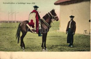 Hortobágy, számadó csikós a tanya előtt, folklór