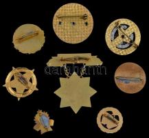 8db vegyes kiváló dolgozó kitüntetés, közte egy "Szövetkezeti Ipar Törzsgárda" aranyozott,...