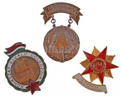 1970. "A Munkaügy Kiváló Dolgozója" kitüntetés dísztokban + "A Kohászat Kiváló Dolgozója" zománcozott Br kitüntetés, tű letört + "Az Építőipar Kiváló Dolgozója" Br kitüntetés T:2,2-