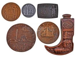 6db klf magyar emlékplakett, közte 1970. "Hazánk felszabadulásának 25. évfordulójára 1945-1970" Br emlékplakett (66x47mm), 2011. "100 éves a Pécsi Bányakapitányság 1911-2011" Br fokos alakú emlékplakett (123x88mm) T:vegyes