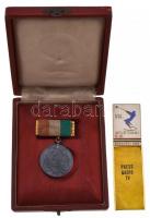 1955. "Magyar Népköztársaság Bajnoka / OTSB Jégkorong" kitüntetés mellszalagon, eredeti dí...