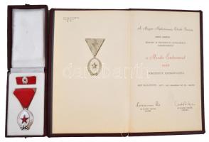 1977. "Munka Érdemrend" ezüst fokozatát adományozó okirat és igazolvány + 1985. "Munka Érdemrend" ezüst fokozata, zománcozott és ezüstözött Br kitüntetés mellszalagon, szalagsávon miniatűrrel, tokban T:1-