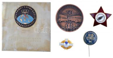 ~1960-1991. 5db-os jelvény és érem tétel: "A Szocialista Kultúráért" + "50 éves a Fővárosi Autóbuszüzem" + "25 éves az Elektronikus Mérőkészülékek Gyára" + "20 éves az Orion EMG" + "Helyközi Távbeszélő Igazgatóság - Kiváló Dolgozó" T:1-,2