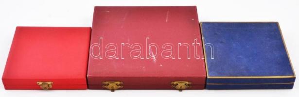 1975. "25 éves a Tanács 1950-1975 / A VI. Ker. Tanács Végrehajtó Bizottsága" Br emlékérem ...