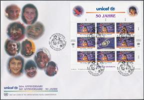 50th anniversary of UNICEF minisheet set on 2 FDC 50 éves az UNICEF kisívsor 2 FDC-n