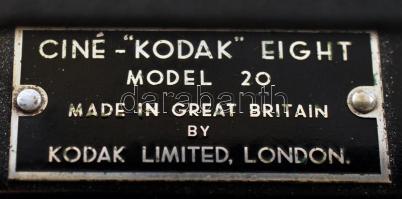 cca 1932 Cine-Kodak Eight Model 20 filmfelvevő készülék, jó állapotban /
cca 1932 Cine-Kodak Eight ...