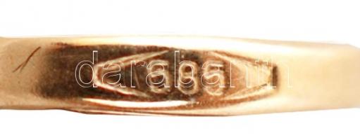 Arany medál: Napocska, Au., 0,6gr,14K, jelzett/Gold medal: 
Sun, Au, 0,6gr, marked