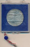 1975. 200Ft Ag "Magyar Tudományos Akadémia" eredeti plombált MNB plasztiktokban T:BU
Adam...