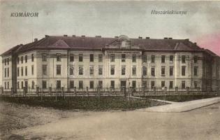Komárom, Huszárlaktanya / cavalrymen's barracks