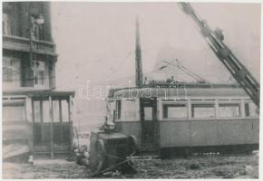 1956 október- november, a budapesti utcai harcok nyomai, korabeli felvételekről készül későbbi nagyítások,  6 db fotó, 15x22 cm