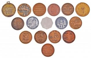 16db klf vegyes magyar emlékérem, főleg városok témában, közte Sopron, Szeged, Zalaegerszeg, egy &qu...