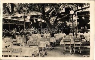 Budapest VI. Vendéglő a Kéményseprőhöz, Aréna út 106.