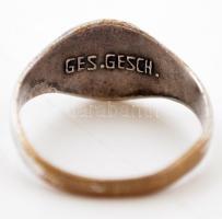 1914 Fém emlékgyűrű az I. világháborúból, rajta Ferenc József és II. Vilmos német császár arcképével...