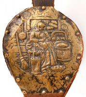 Fújtató réz szerelékkel és életképes réz rátéttel, h: 59,5 cm