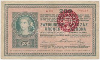 1918. 200K "1011" sima hátlappal, piros "MAGYARORSZÁG" felülbélyegzéssel T:III,III- Hungary 1918. 200 Korona "1011" with blank back and red "MAGYARORSZÁG" overprint C:F,VG