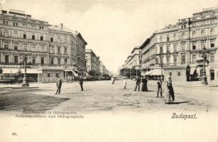 Budapest VI. Andrássy út és Oktogon tér, Magyar szó, kávéház (kis szakadás / small tear)