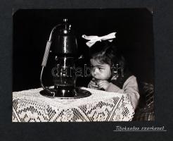 "Titokzatos szerkezet" és "Életút", 2 db fotó kartonlapra ragasztva, 18x23 és 12x24 cm