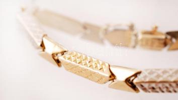 Arany (14K) karkötő, sárga-fehér, jelzett, bruttó:9,4 g, h:20 cm