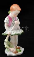Herendi kislány a törött játékbabájával, kézzel festett, jelzett, hibátlan, m:12,5 cm