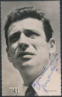 Yves Montand (1921-1991)olasz filmszínész, rendező és író eredeti aláírása egy őt ábrázoló fotón, 14x9cm/Yves Montand (1921-1991) was an italian actor and singer  original signature on a photo, 14x9cm